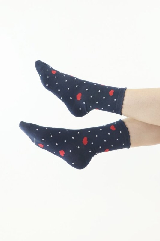 Ponožky 29 tmavě modré se srdíčky a puntíky - Dámské oblečení doplňky ponožky