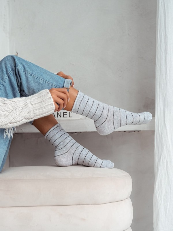 Šedé pruhované netlakové ponožky - Milena - Dámské oblečení doplňky ponožky
