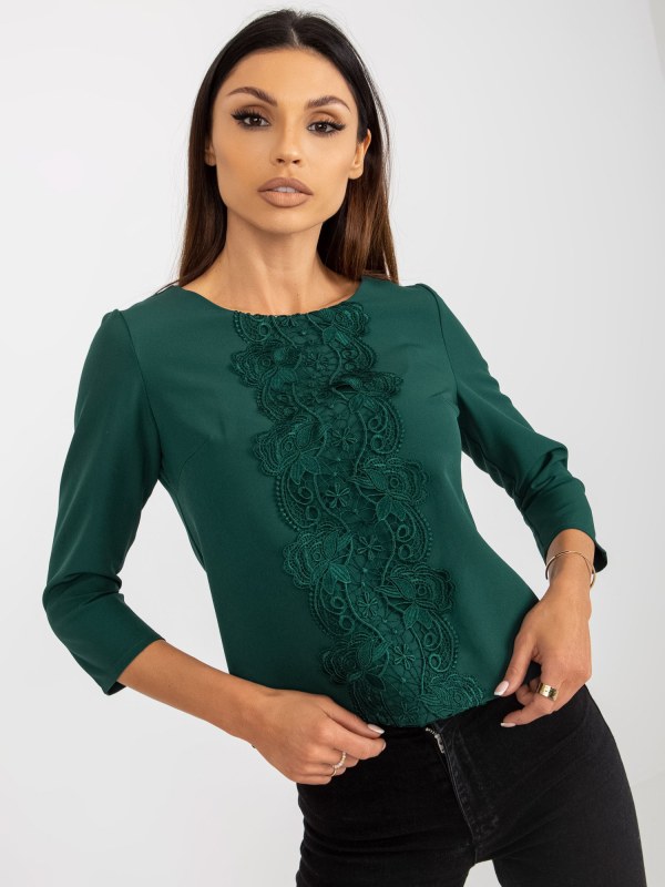 Tmavě zelená krátká společenská halenka s krajkou - Dámské oblečení košile a halenky