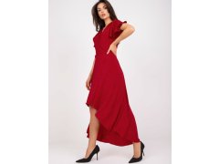 Červené večerní šaty s delším zadním dílem
