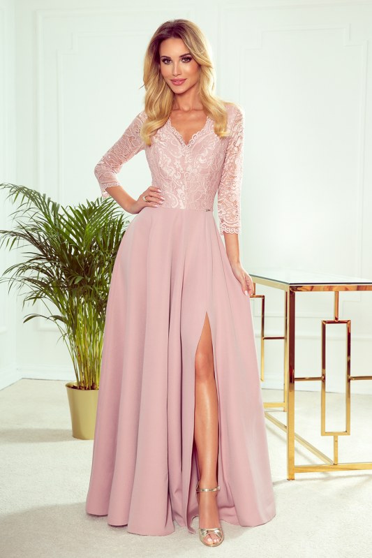 AMBER - Elegantní dlouhé krajkové dámské šaty v pudrově růžové barvě s dekoltem 309-4 - Dámské oblečení šaty
