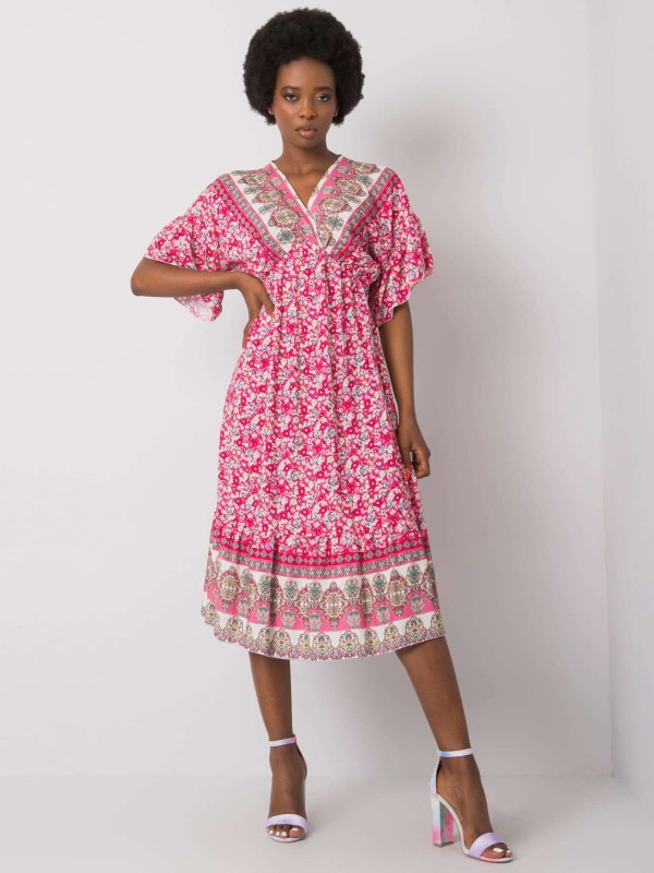 Růžové šaty s potiskem - Dámské oblečení šaty