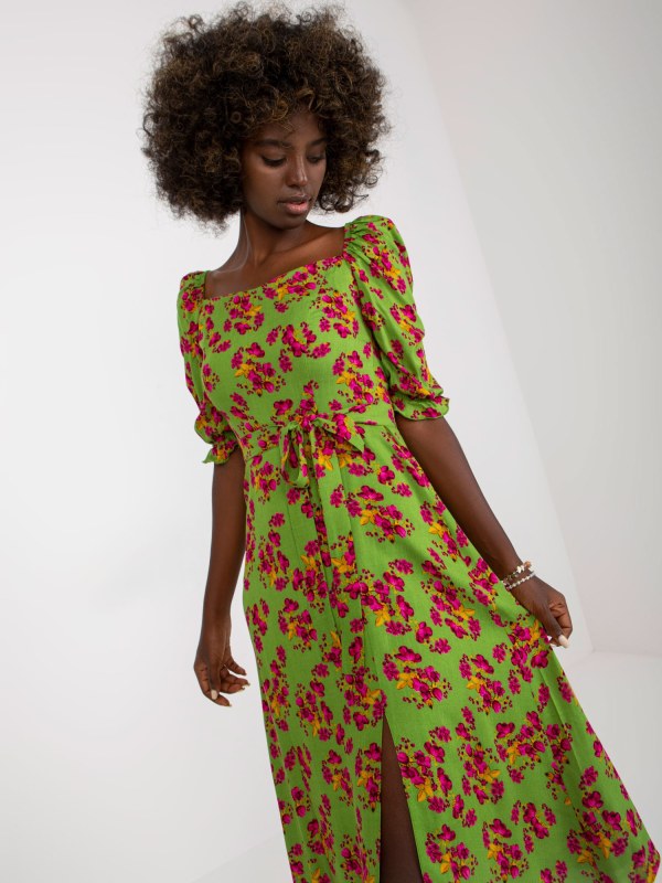 Světle zelené midi šaty s květinami s rozparkem - Dámské oblečení šaty