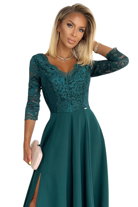 Elegantní dlouhé šaty s krajkovým výstřihem Numoco AMBER - zelené - Dámské oblečení šaty