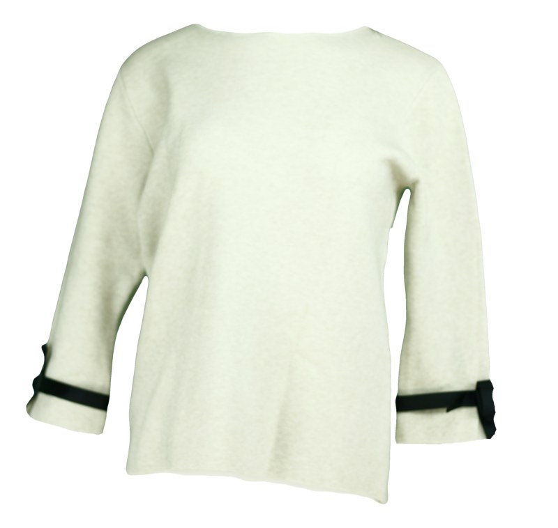 Dámský svetr na rukávech zdobený bílým plisovaným volánkem a černou stužkou SW 0202 - Gemini - Dámské oblečení svetry