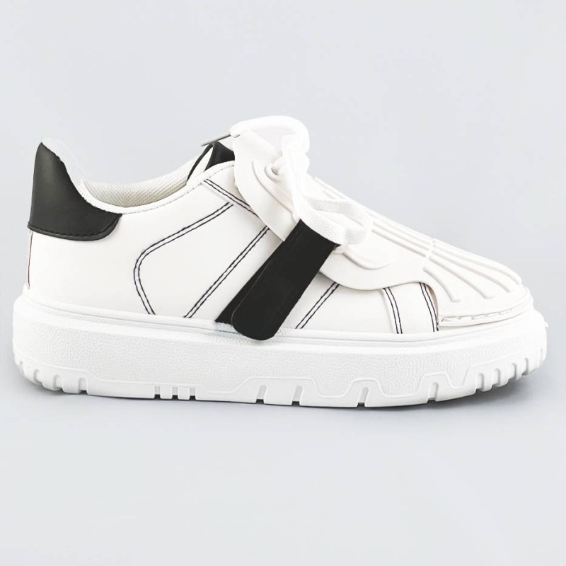 Bílo-černé dámské sportovní boty se zakrytým šněrováním (RA2049) - Dámské boty tenisky