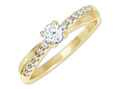 Brilio Půvabný prsten s krystaly ze zlata 229 001 00810 56 mm
