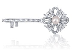 JwL Luxury Pearls Překrásná brož s perlou 2v1 ve tvaru klíče JL0663