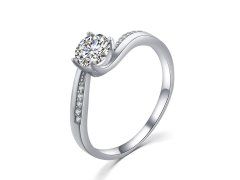 MOISS Elegantní stříbrný prsten s čirými zirkony R00005 48 mm