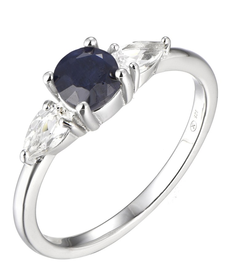 Brilio Silver Oslnivý stříbrný prsten se safírem Precious Stone SR09031B 50 mm - Prsteny Prsteny s kamínkem