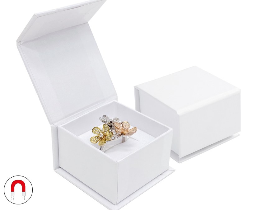 JK Box Bílá dárková krabička na prsten nebo náušnice VG-3/AW - Prsteny Zásnubní prsteny