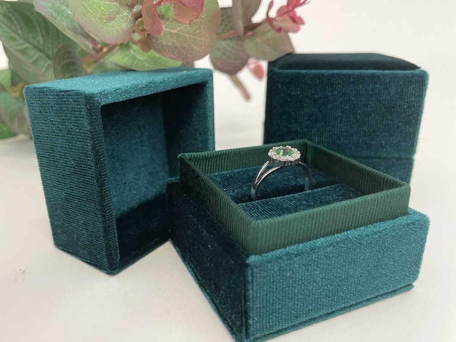 JK Box Sametová dárková krabička na prsten CA-2/A19 - Dárkové krabičky na šperky Krabičky na šperky Krabičky na šperky - malé