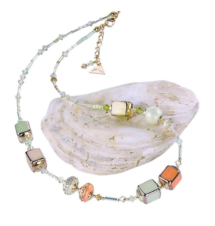 Lampglas Půvabný náhrdelník Soft Cube z perel Lampglas NCU33 - Náhrdelníky