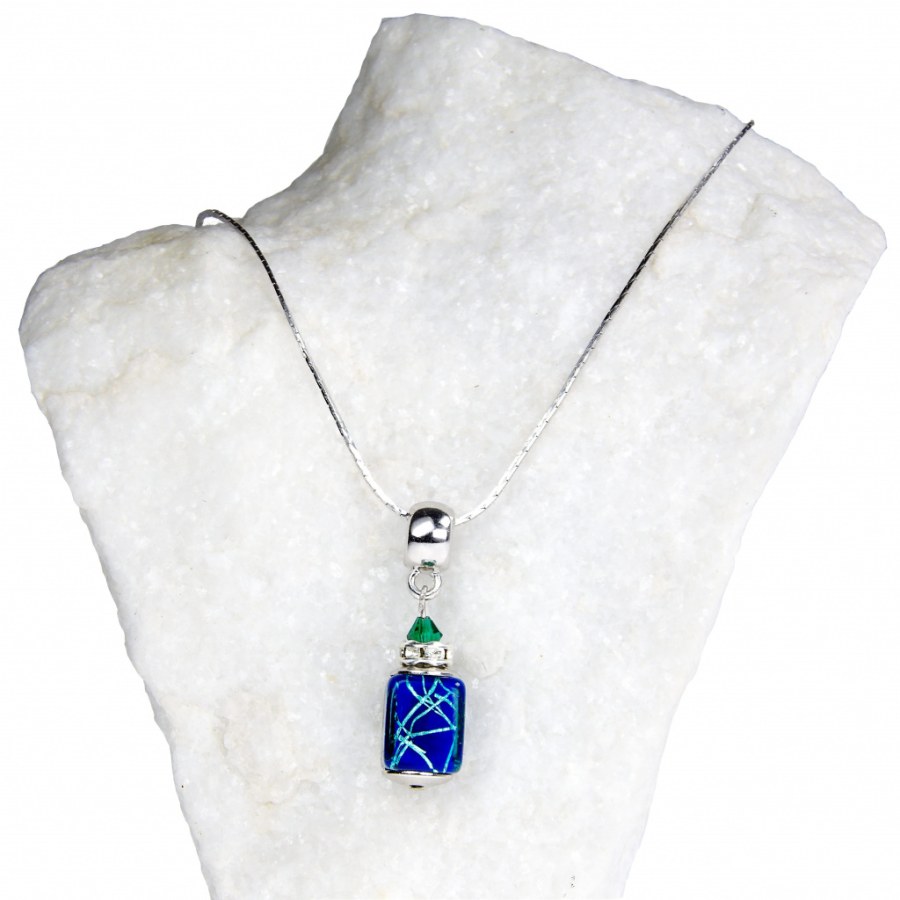 Lampglas Slušivý dámský náhrdelník Navy Obsession s perlou Lampglas NSA13X - Náhrdelníky