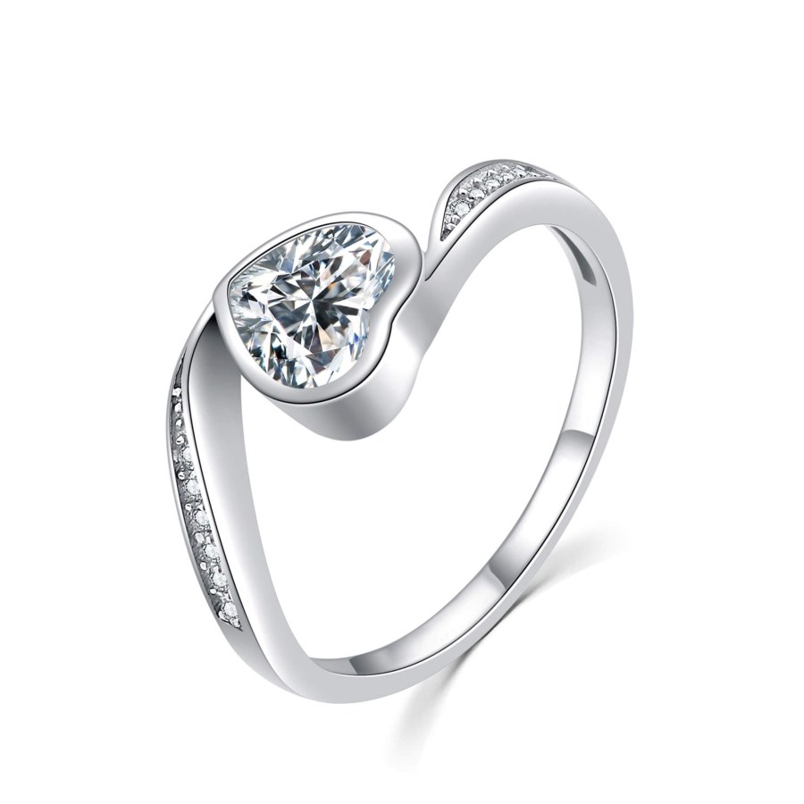 MOISS Něžný stříbrný prsten se zirkony Srdíčko R00021 60 mm - Prsteny Prsteny s kamínkem