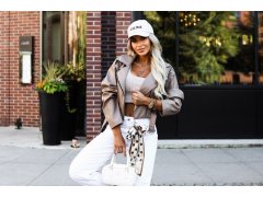 626-3 Stylový rameson z měkké ekokůže, s páskem a asymetrickým zipem - cappuccino 6