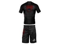 Kompresní tričko „Snake“ Rashguard je vyrobeno z materiálu DBX MORE DRY M 8