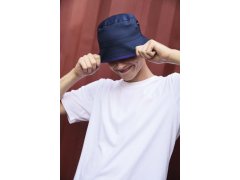 Neutral O 93061 Klobouk z bio bavlny 77.9361 navy/purple 3