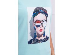 Halenka s dámskou grafikou v mátovém odstínu 2