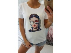 Halenka s ženskou grafikou bílá 3