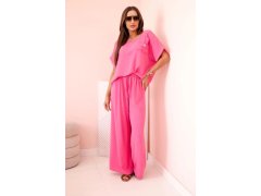 Dámský komplet z&nbsp;viskózy s&nbsp;ozdobným květem a&nbsp;širokými kalhotami - růžový 1