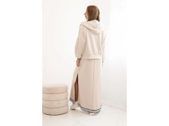 Dámská souprava s&nbsp;viskózou s&nbsp;rozepínací mikinou a&nbsp;dlouhou sukní béžová 2