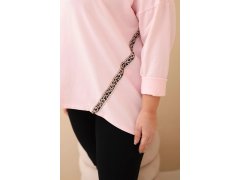 Dámská blůza Plus Size bavlněná s ohrnovacími rukávy a lampasem v leopardím vzoru cukrová růžová 2