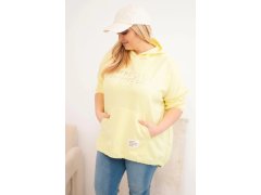 Dámská mikina Plus Size s&nbsp;kapucí a&nbsp;potiskem žlutá 1