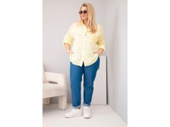 Dámská bavlněná košile Plus Size s&nbsp;límečkem a&nbsp;krajkovou vsadkou žlutá 1