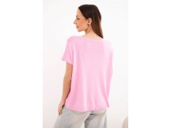 Dámská oversize halenka z&nbsp;viskózy s&nbsp;krátkým rukávem a&nbsp;kulatým výstřihem cukrově růžová 2