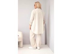 Dámský mušelínový komplet Plus Size s košilí zapínanou na knoflíky a s kalhotami s širokou nohavicí béžový 2