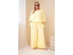 Dámský komplet Plus Size z viskózy se širokými kalhotami a halenkou žlutý 1