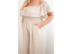 Dámský overal Plus Size s&nbsp;volánem a&nbsp;krátkým rukávem béžový 3