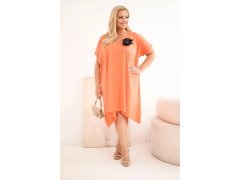 Dámské plus size bavlněné šaty s broží a výstřihem korálová 1