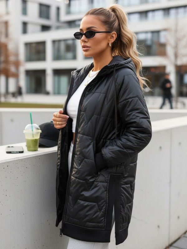 Dlouhá dámská prošívaná bunda s&nbsp;kapucí TY5809 černá - FashionStreet - Dámské oblečení bundy