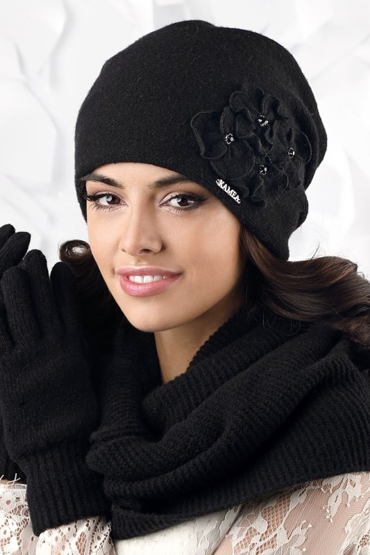 Čepice model 122623 Kamea - Dámské oblečení doplňky čepice, rukavice a šály