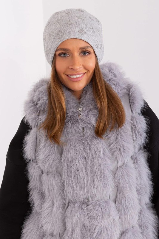 Čepice model 189913 AT - Dámské oblečení doplňky čepice, rukavice a&nbsp;šály
