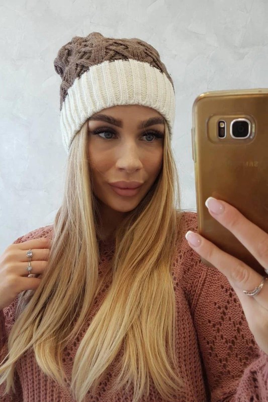 Fleecová čepice Bibiana K264 ecru+mocca - Dámské oblečení doplňky čepice, rukavice a&nbsp;šály