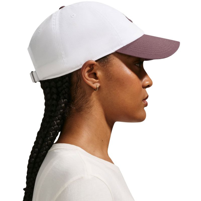 Baseballová čepice Nike Club bílo-fialová FB5368 104