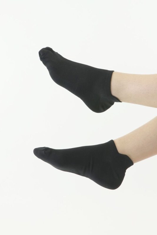Sportovní kotníkové ponožky 240-050 černé - Moraj - ponožky