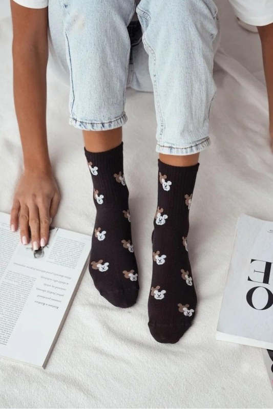 DÁMSKÉ PONOŽKY S HLAVOU MEDVÍDKA SE STÍNEM 0200.142 - Dámské oblečení doplňky ponožky