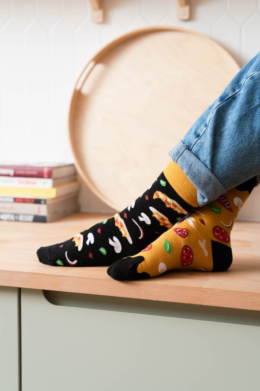 Ponožky na pizzu 079-A055 černé - Více - Dámské oblečení doplňky ponožky