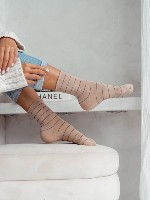 Béžové pruhované netlakové ponožky - Milena - Dámské oblečení doplňky ponožky