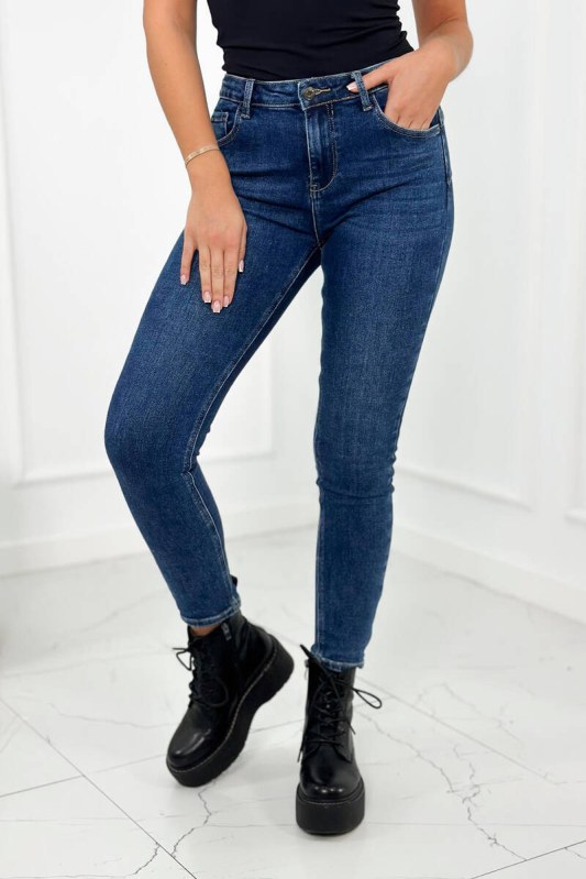 Úzké džíny s kapsami - Dámské oblečení kalhoty