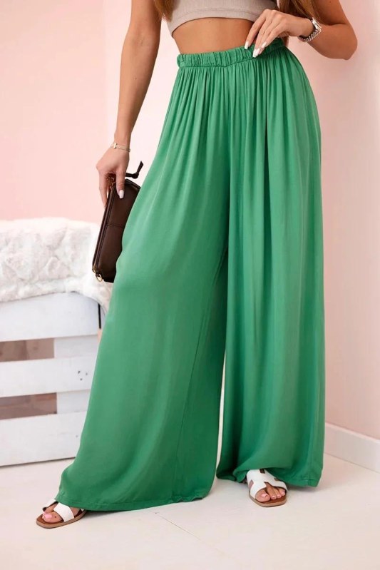 Široké dámské viskózové kalhoty s&nbsp;elastickým pasem zelené - Dámské oblečení kalhoty