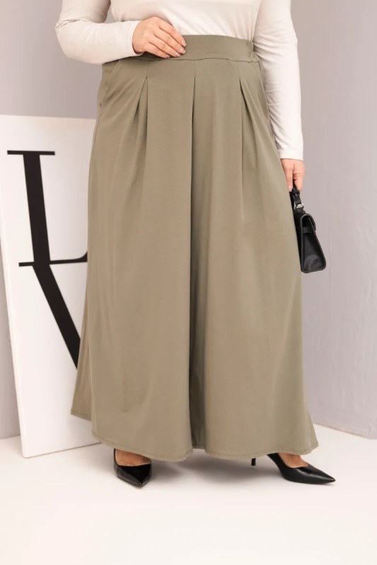 Dámské bavlněné kalhoty Plus Size s&nbsp;širokými nohavicemi a&nbsp;volným střihem khaki - Dámské oblečení kalhoty