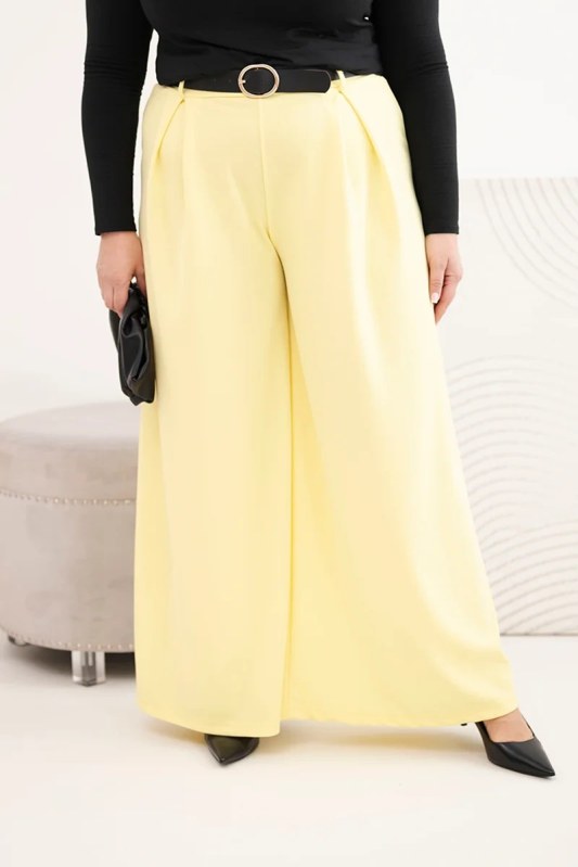 Dámské kalhoty Plus Size se širokou nohavicí a páskem žluté