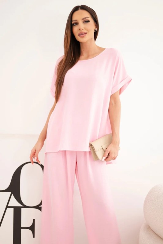 Dámský komplet Plus Size halenka a kalhoty se širokou nohavicí bonbónově růžová
