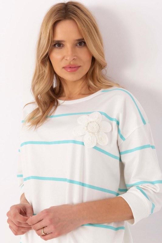 Halenka model 208215 Relevance Halenka model 208215 Relevance - Dámské oblečení košile a halenky