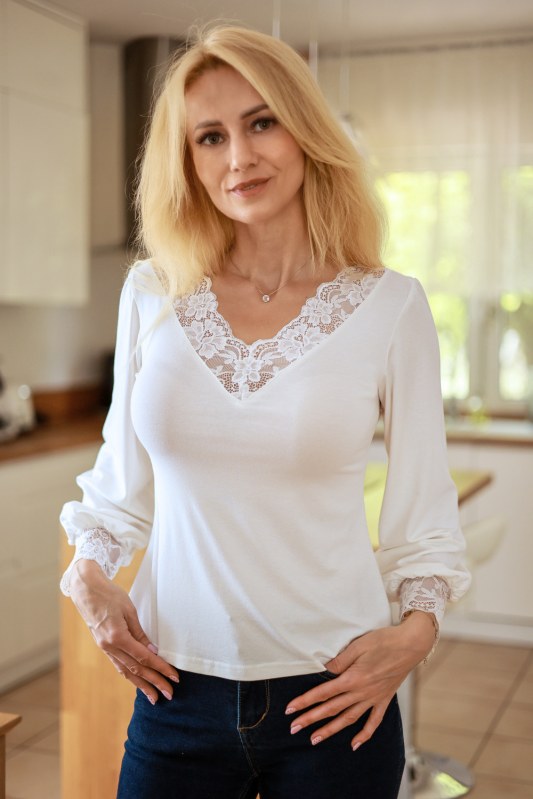 Halenka model 230807 Mirale